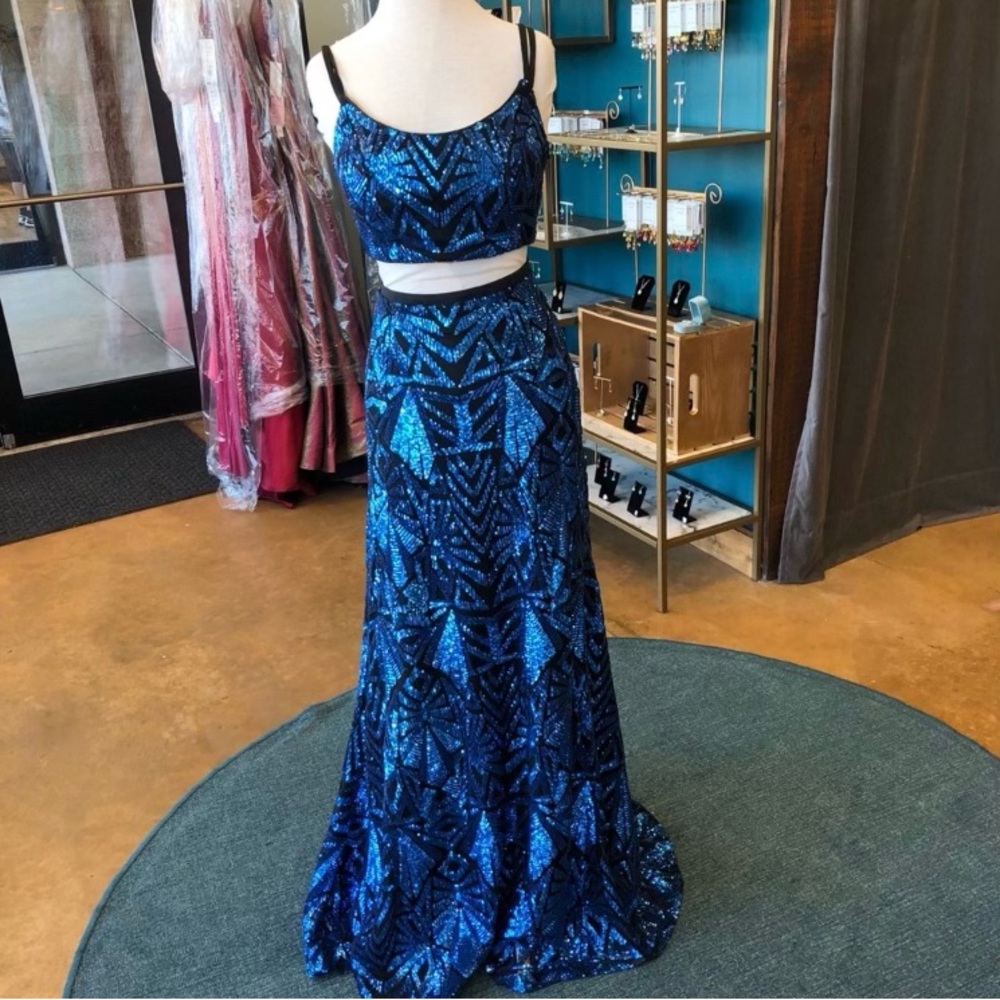 *FALL FLASH SALE* NWT Madison James Prom 👗
